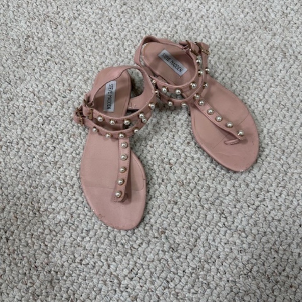 Sandals - Picture 3 of 3